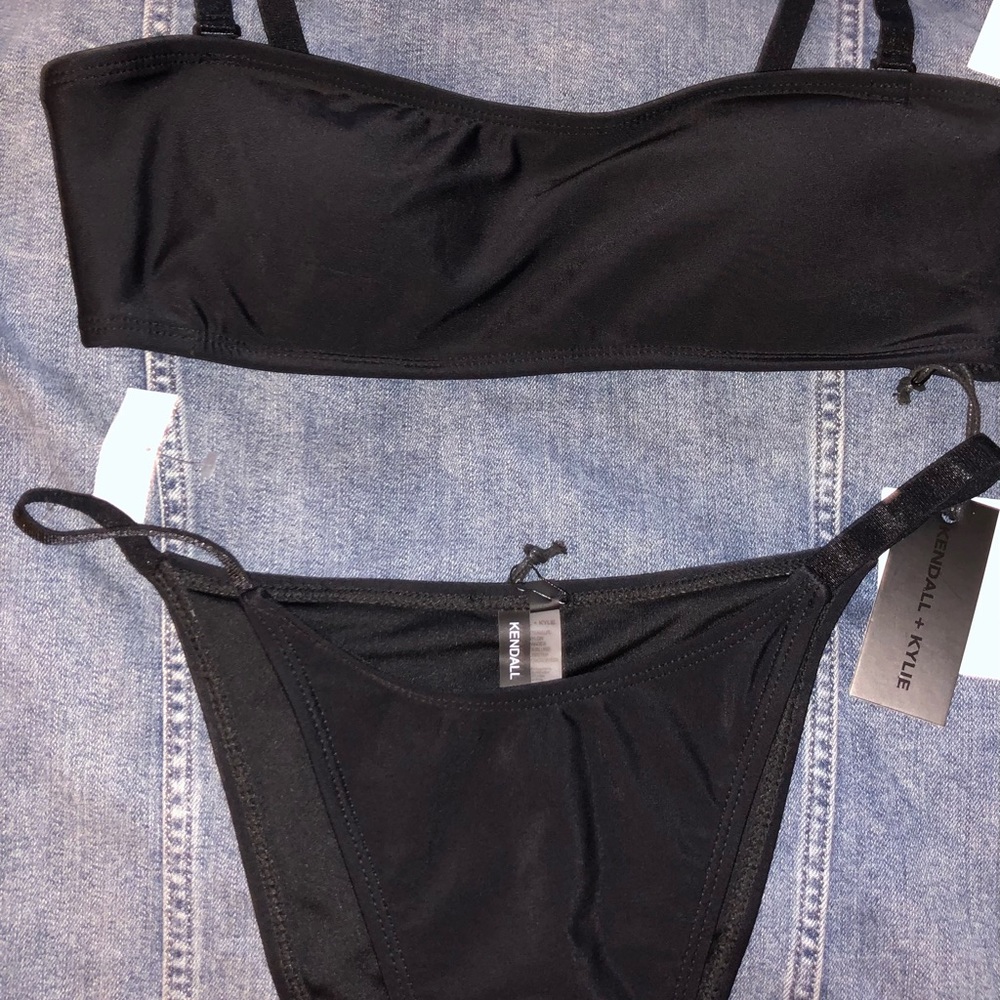 Kendall & Kylie
bikini set nwt kendall & kylie